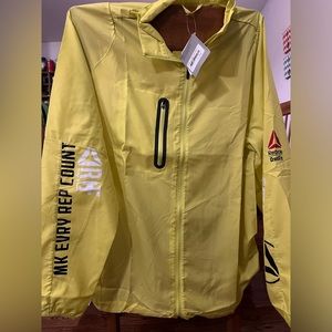 Men’s XL Reebok New Lightweight Jacket. Solar Green (Yellow)